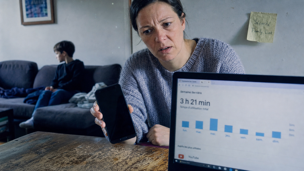 Contourner family link : parents et contrôle parental sur smartphone