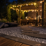 Déco jardin extérieur : terrasse en bois avec coin repas